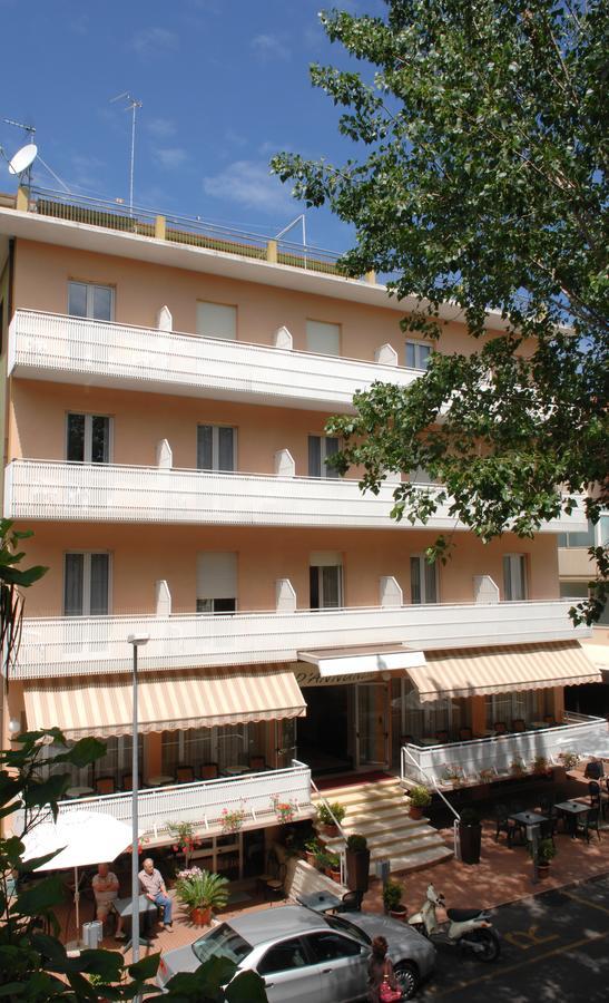 Hotel D'Annunzio กัตตอลิกา ภายนอก รูปภาพ