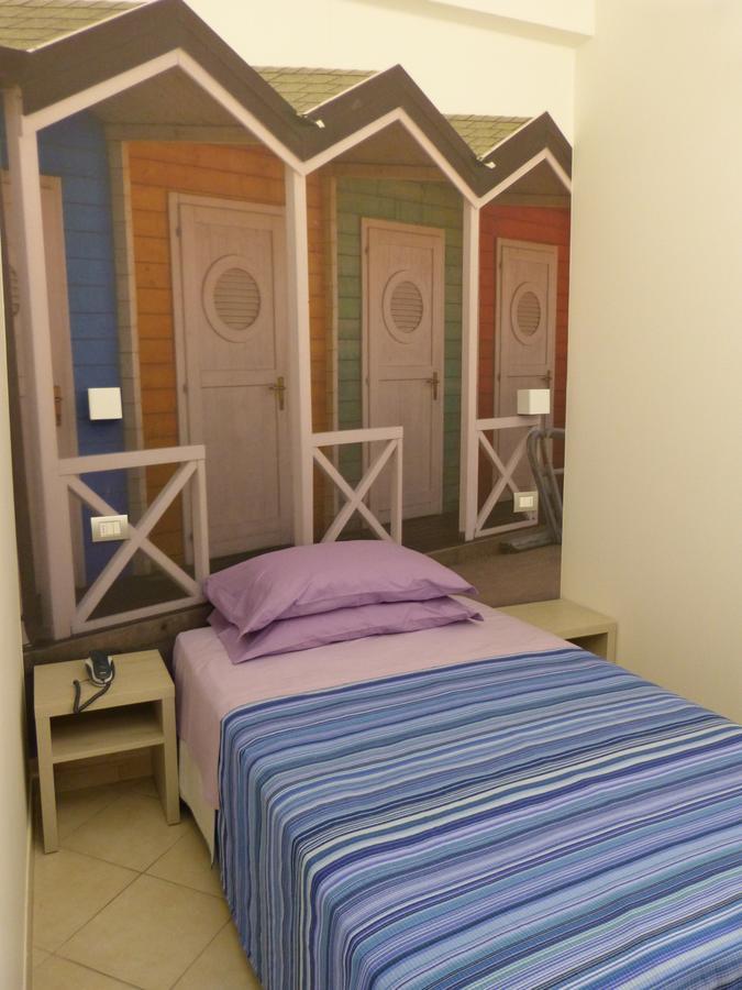 Hotel D'Annunzio กัตตอลิกา ภายนอก รูปภาพ