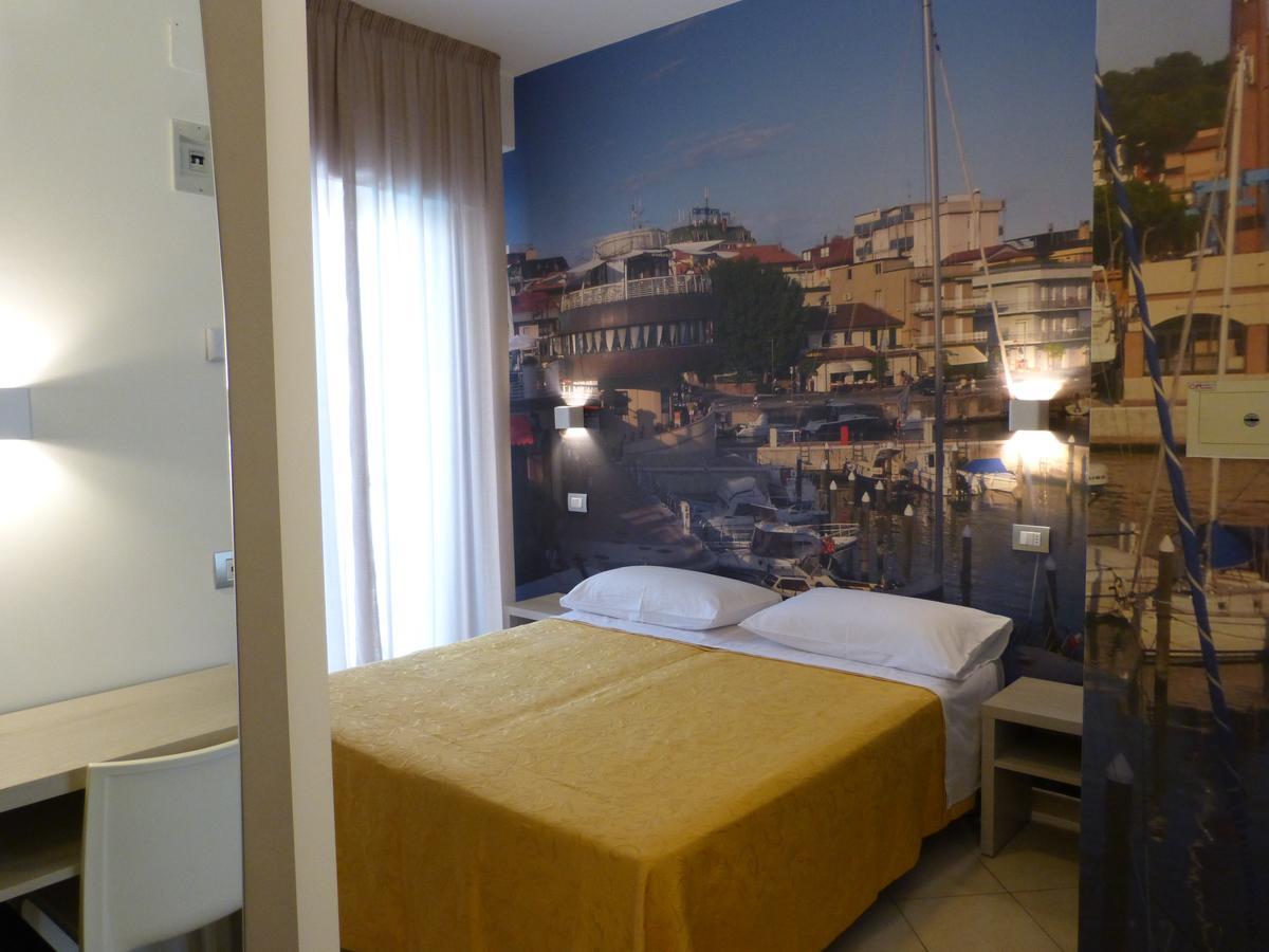 Hotel D'Annunzio กัตตอลิกา ภายนอก รูปภาพ